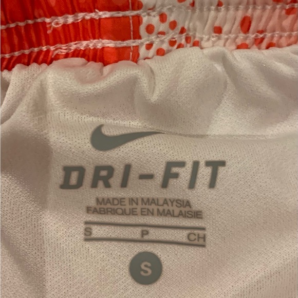 Nike Dri Fit Running Shorts - Picture 3 of 3